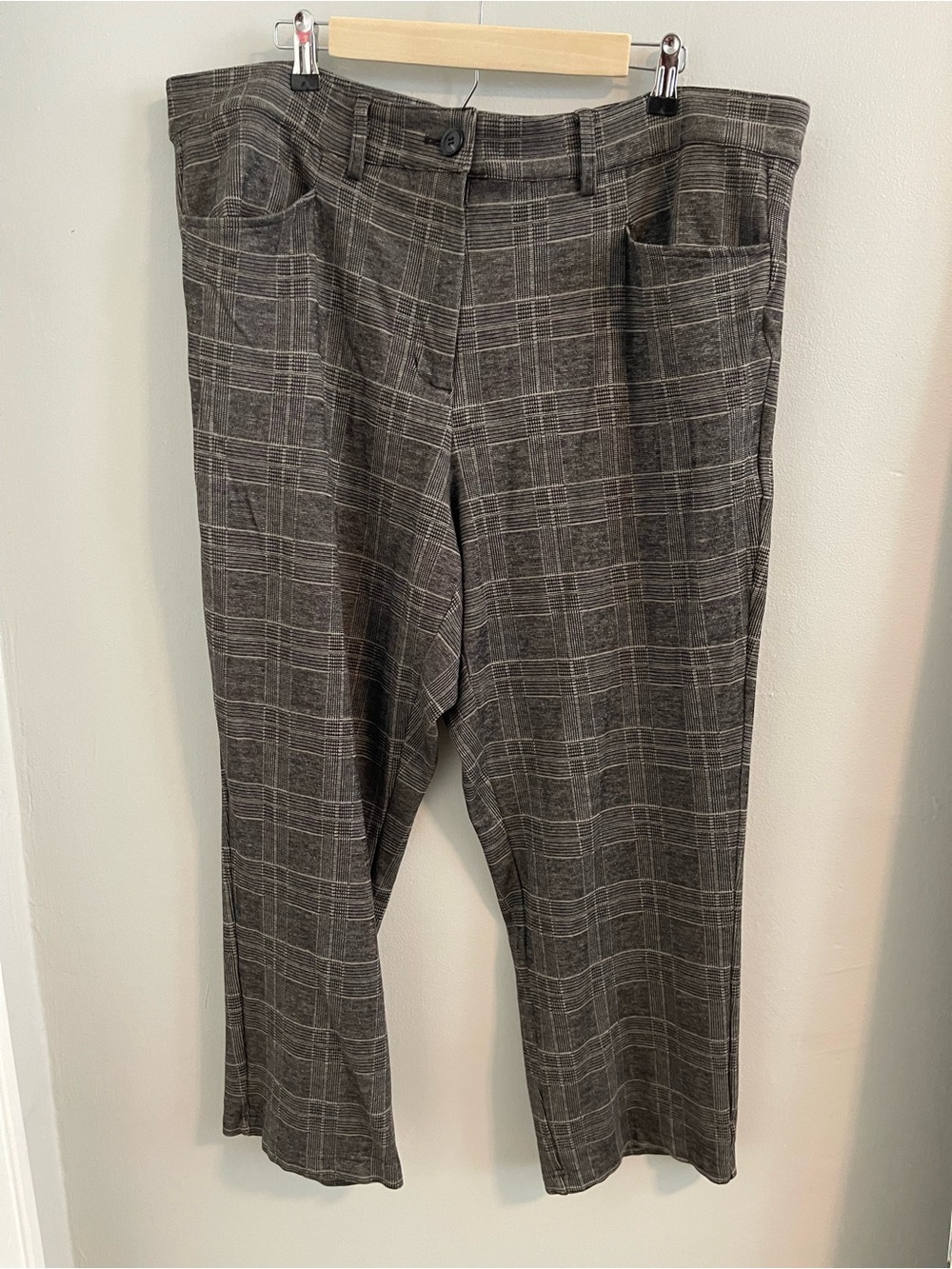 Universal Standard Cigarette Ponte Pants in British Plaid Print Size M (18-20) - Picture 3 of 9
